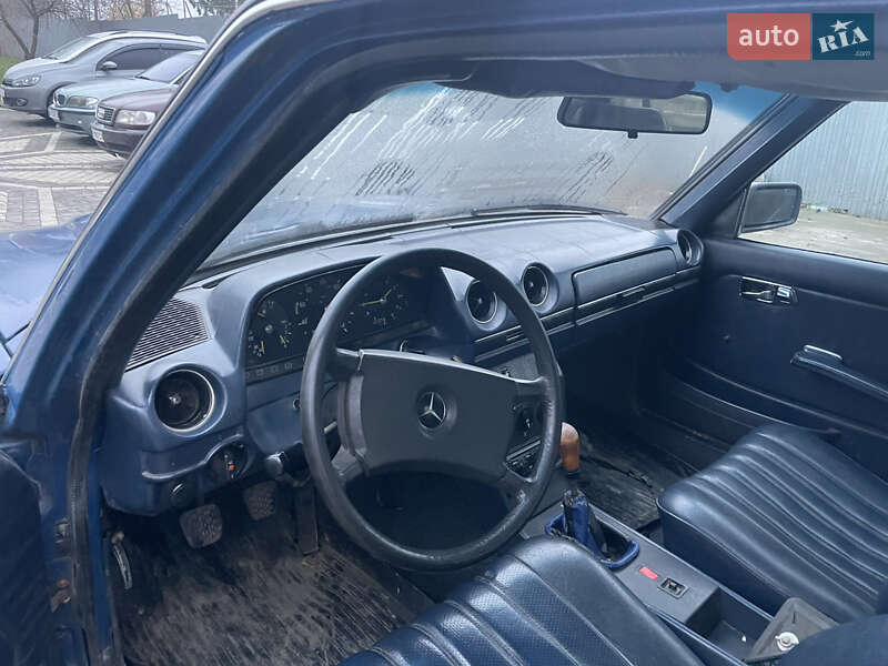 Седан Mercedes-Benz E-Class 1983 в Черновцах фото 11 Седан Mercedes-Benz E-Class 1983 в Черновцах