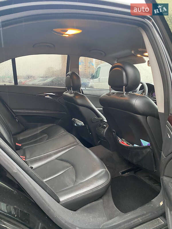 Седан Mercedes-Benz E-Class 2005 в Києві