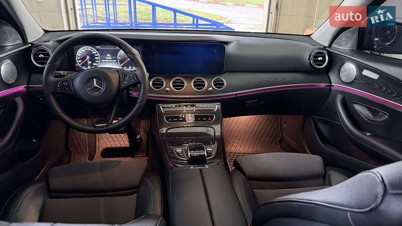 Седан Mercedes-Benz E-Class 2016 в Киеве