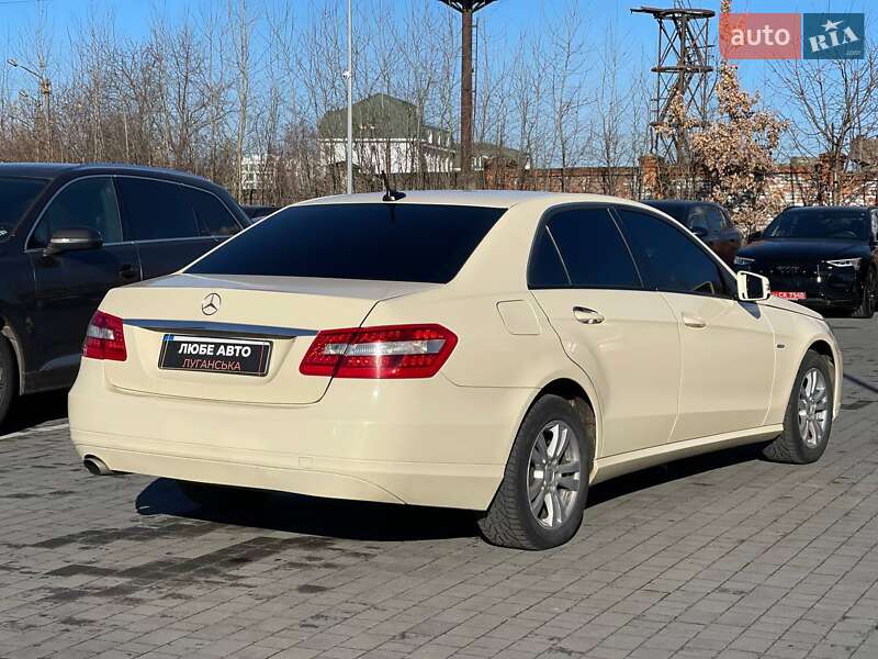 Седан Mercedes-Benz E-Class 2011 в Львові фото 6 Седан Mercedes-Benz E-Class 2011 в Львові
