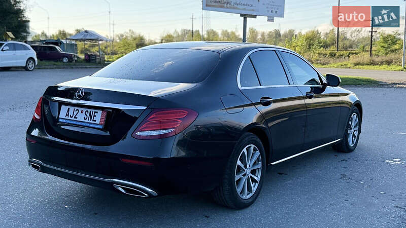 Седан Mercedes-Benz E-Class 2012 в Тячеві
