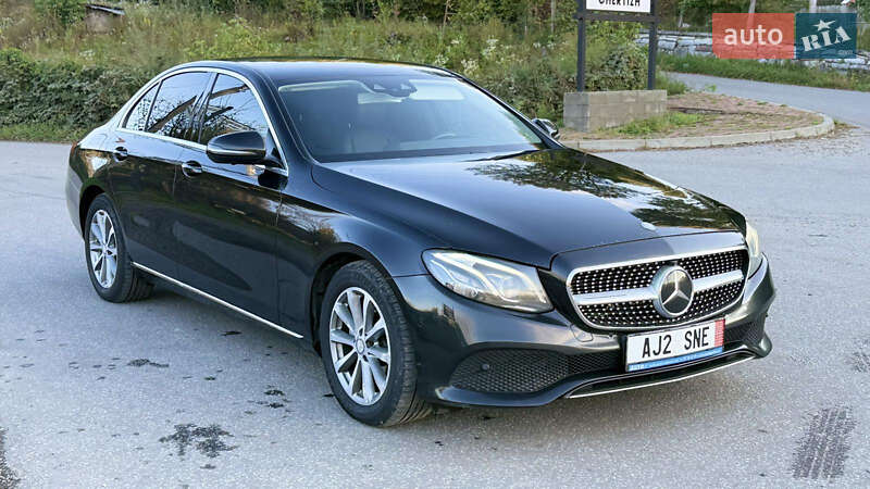 Седан Mercedes-Benz E-Class 2012 в Тячеві
