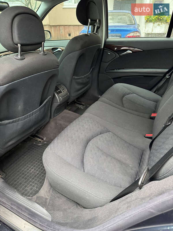 Универсал Mercedes-Benz E-Class 2003 в Киеве фото 18 Универсал Mercedes-Benz E-Class 2003 в Киеве