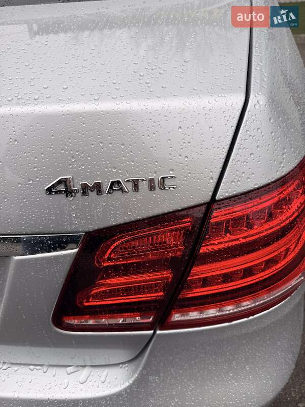 Седан Mercedes-Benz E-Class 2014 в Києві