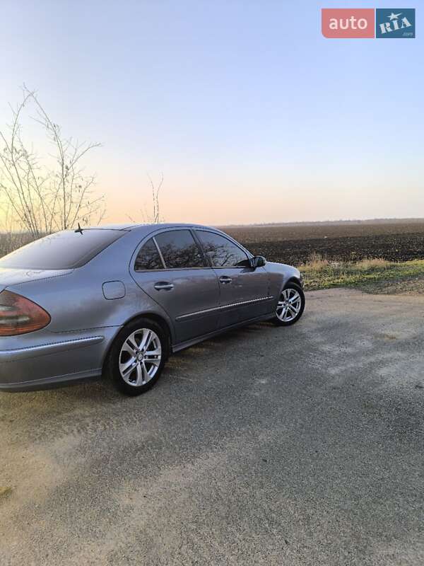 Седан Mercedes-Benz E-Class 2002 в Високопіллі фото 14 Седан Mercedes-Benz E-Class 2002 в Високопіллі