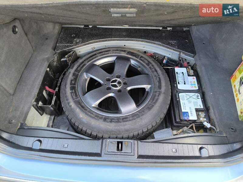 Седан Mercedes-Benz E-Class 2002 в Високопіллі фото 28 Седан Mercedes-Benz E-Class 2002 в Високопіллі