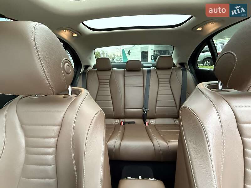 Седан Mercedes-Benz E-Class 2018 в Киеве