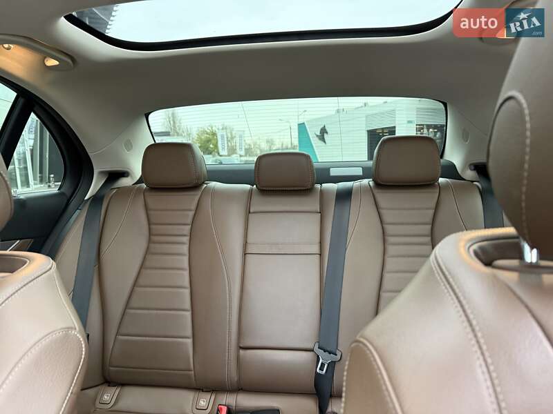 Седан Mercedes-Benz E-Class 2018 в Киеве