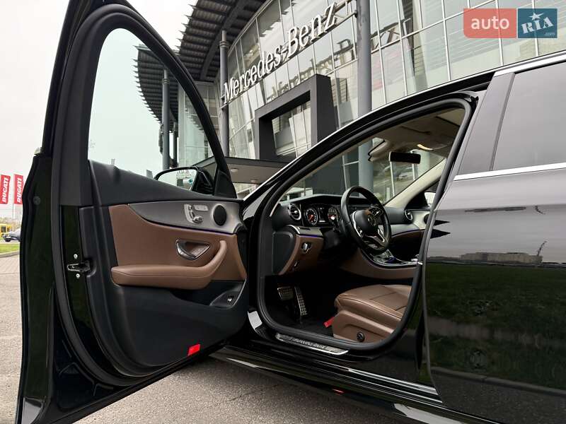 Седан Mercedes-Benz E-Class 2018 в Киеве