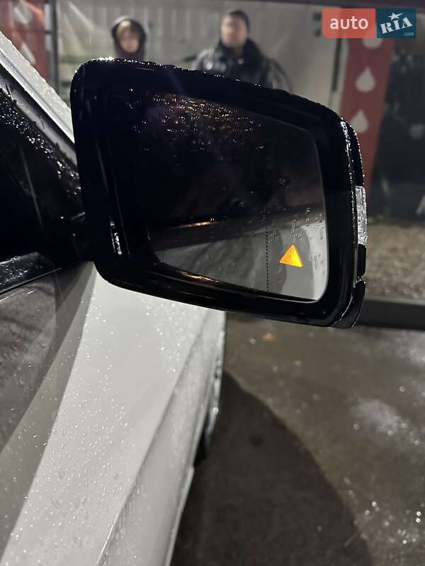 Седан Mercedes-Benz E-Class 2013 в Киеве