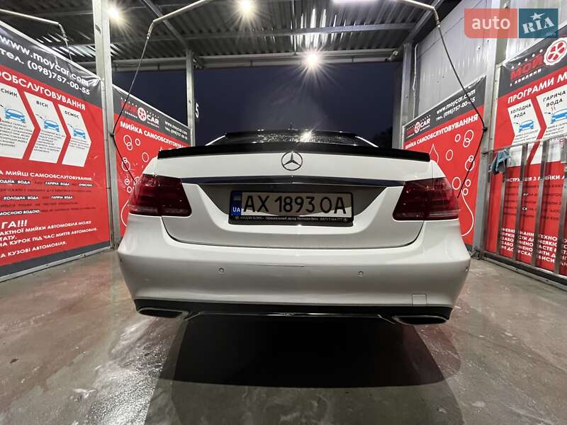 Седан Mercedes-Benz E-Class 2013 в Киеве