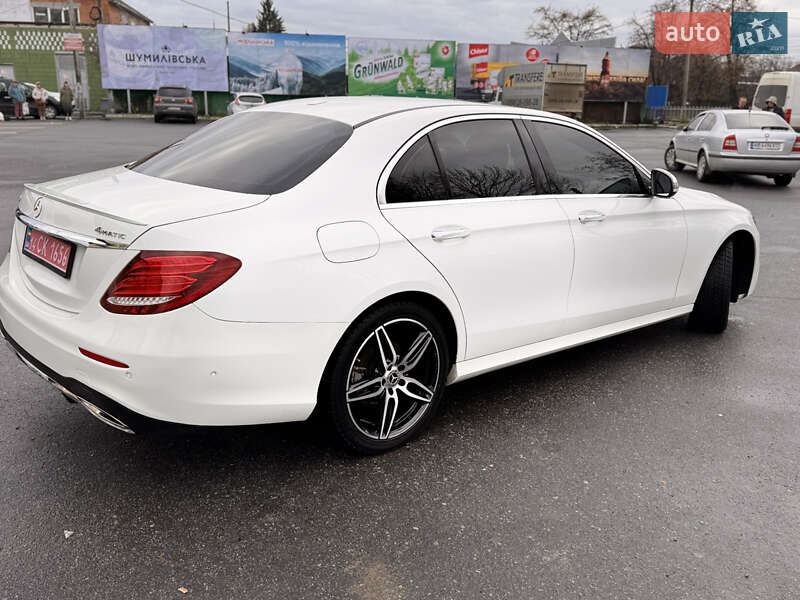 Седан Mercedes-Benz E-Class 2017 в Виннице
