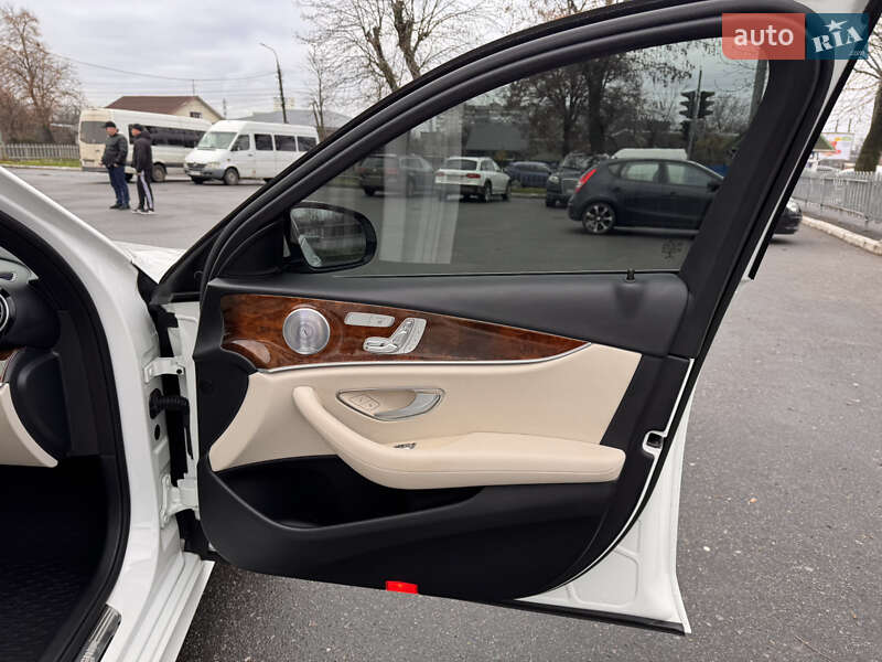 Седан Mercedes-Benz E-Class 2017 в Виннице