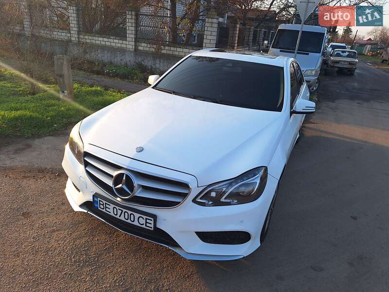 Седан Mercedes-Benz E-Class 2013 в Николаеве