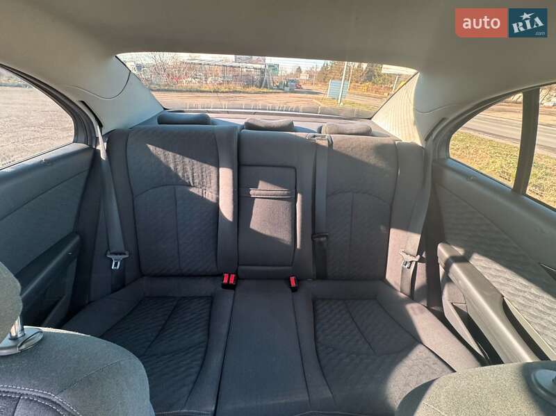 Седан Mercedes-Benz E-Class 2003 в Коломиї