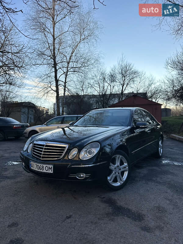 Седан Mercedes-Benz E-Class 2008 в Смеле