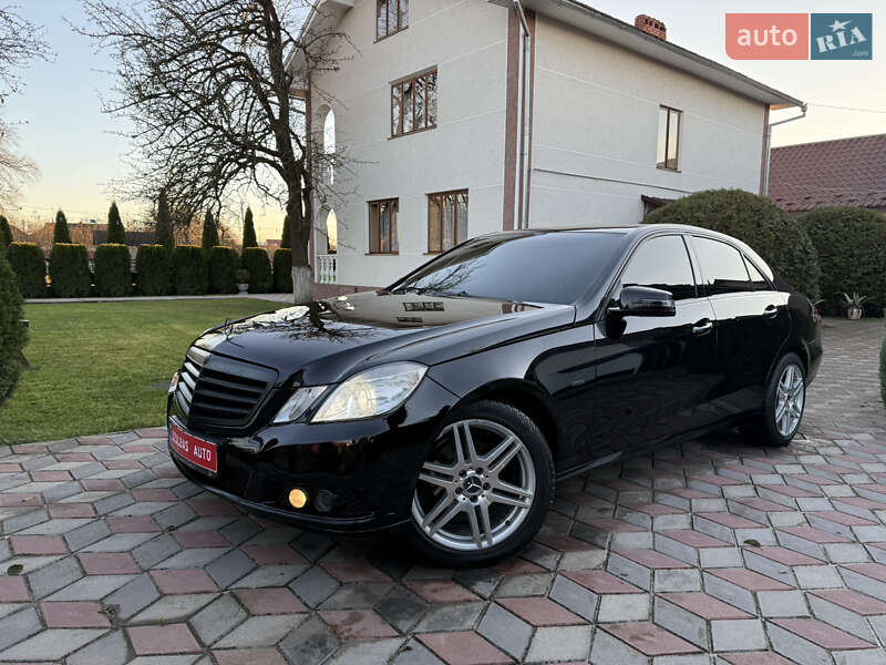 Седан Mercedes-Benz E-Class 2009 в Коломые
