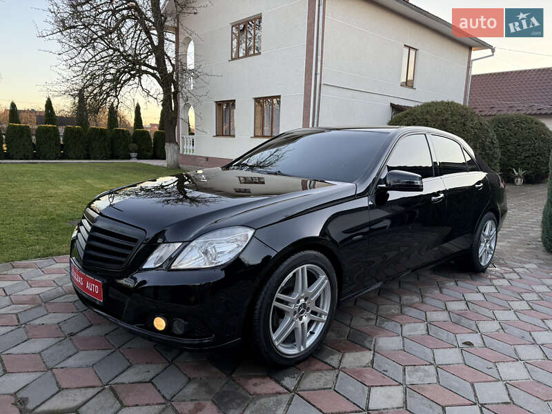 Седан Mercedes-Benz E-Class 2009 в Коломые