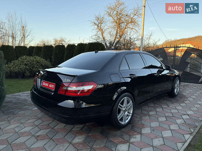 Седан Mercedes-Benz E-Class 2009 в Коломые