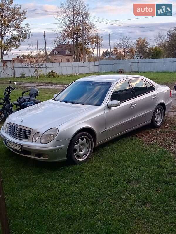 Mercedes-Benz E-Class 2003