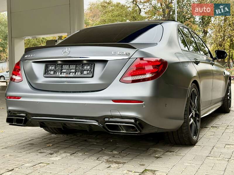 Седан Mercedes-Benz E-Class 2018 в Дніпрі