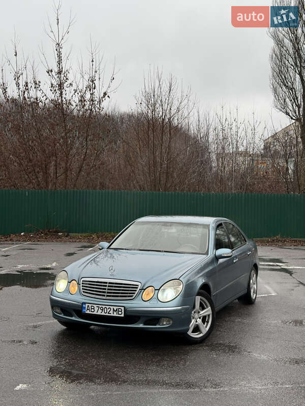 Mercedes-Benz E-Class 2002