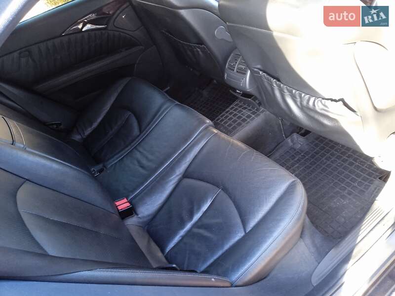 Седан Mercedes-Benz E-Class 2006 в Новому Розділі фото 15 Седан Mercedes-Benz E-Class 2006 в Новому Розділі