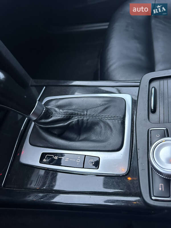 Седан Mercedes-Benz E-Class 2010 в Киеве