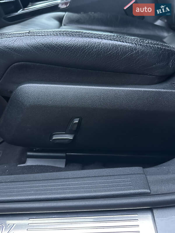 Седан Mercedes-Benz E-Class 2010 в Киеве