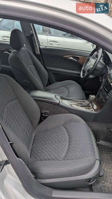 Седан Mercedes-Benz E-Class 2003 в Луцьку