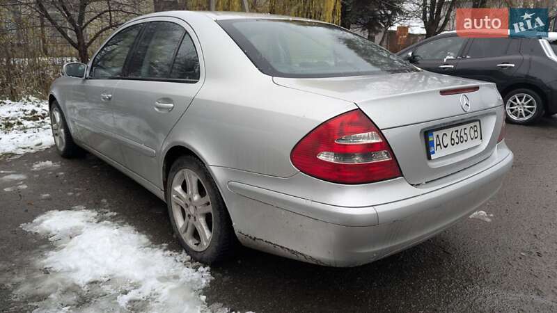 Седан Mercedes-Benz E-Class 2003 в Луцьку