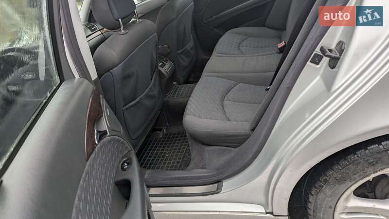 Седан Mercedes-Benz E-Class 2003 в Луцьку