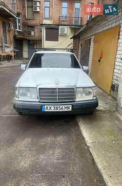 Седан Mercedes-Benz E-Class 1991 в Харькове