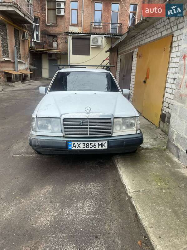 Mercedes-Benz E-Class 1991