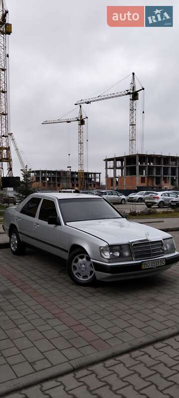 Седан Mercedes-Benz E-Class 1988 в Тернополі фото 3 Седан Mercedes-Benz E-Class 1988 в Тернополі