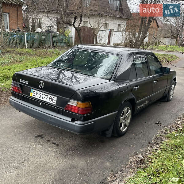 Седан Mercedes-Benz E-Class 1989 в Хмельницком