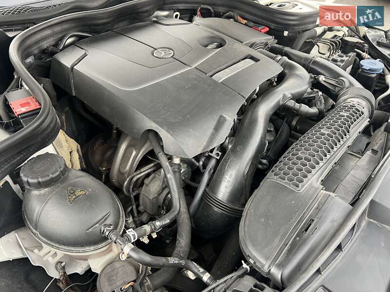 Універсал Mercedes-Benz E-Class 2014 в Києві фото 27 Універсал Mercedes-Benz E-Class 2014 в Києві
