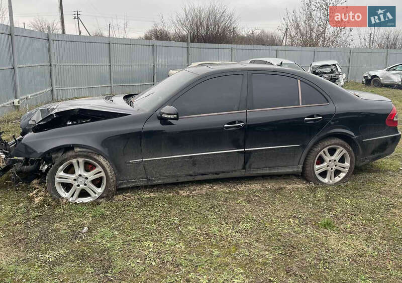Седан Mercedes-Benz E-Class 2007 в Тернополі