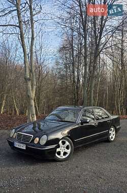 Седан Mercedes-Benz E-Class 2000 в Хмельницком