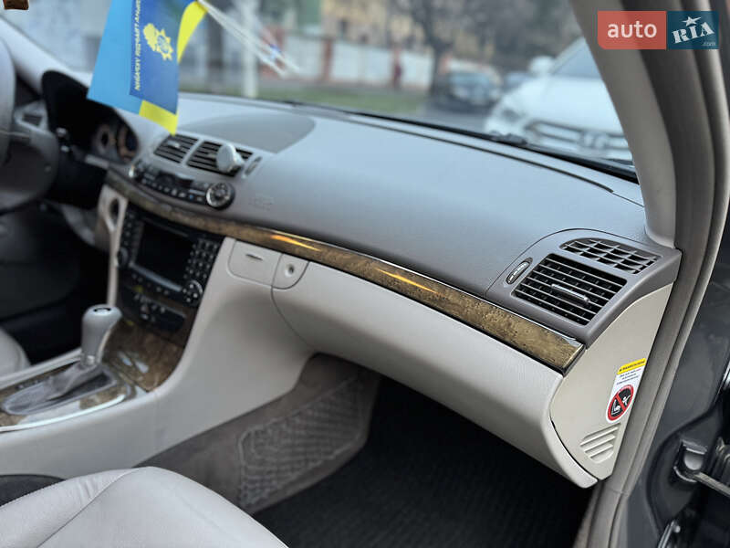 Седан Mercedes-Benz E-Class 2006 в Черновцах фото 22 Седан Mercedes-Benz E-Class 2006 в Черновцах