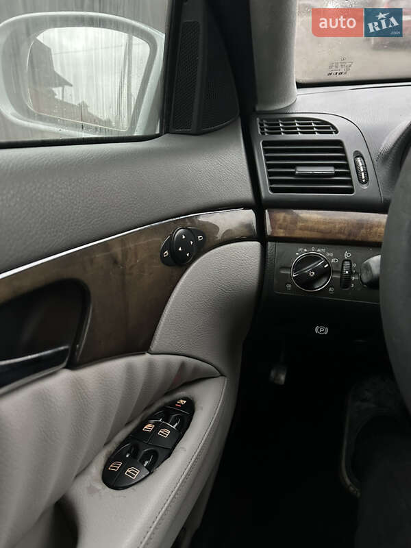 Седан Mercedes-Benz E-Class 2003 в Василькові