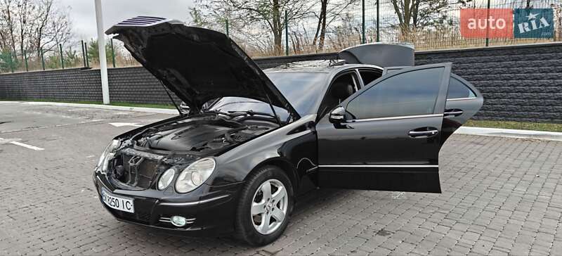 Седан Mercedes-Benz E-Class 2007 в Ровно фото 40 Седан Mercedes-Benz E-Class 2007 в Ровно