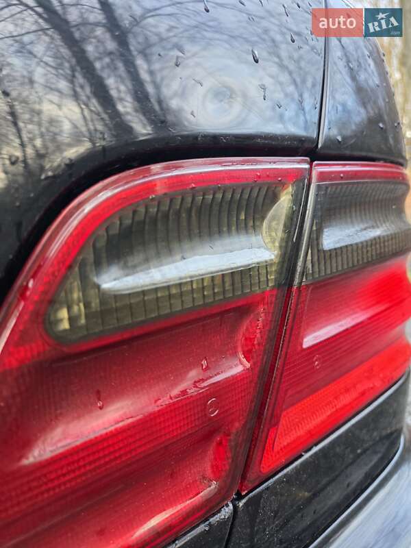 Седан Mercedes-Benz E-Class 2000 в Хмельницком