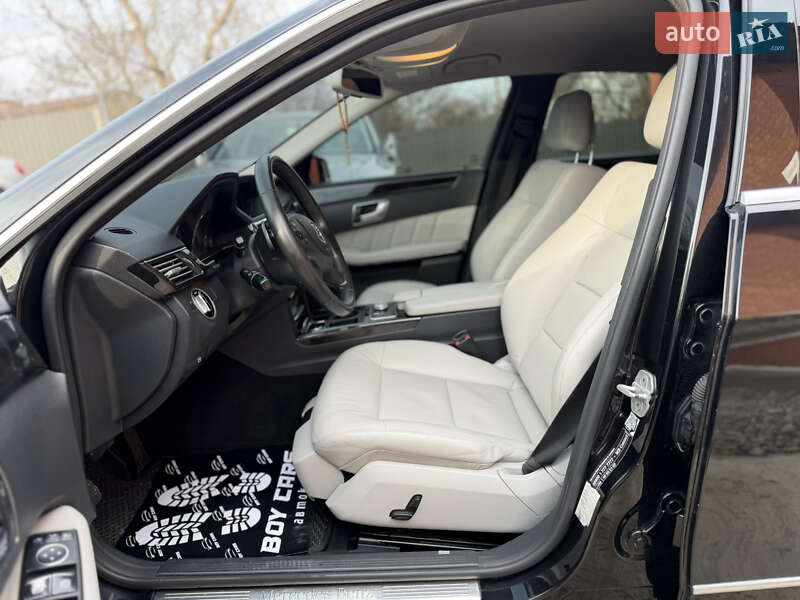 Седан Mercedes-Benz E-Class 2013 в Івано-Франківську