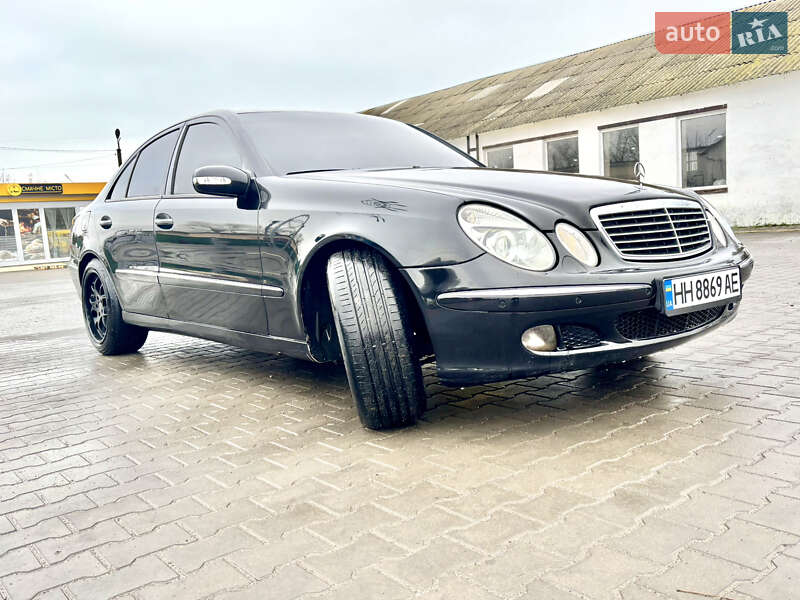 Седан Mercedes-Benz E-Class 2003 в Арцизові