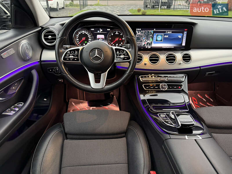 Седан Mercedes-Benz E-Class 2019 в Ужгороді