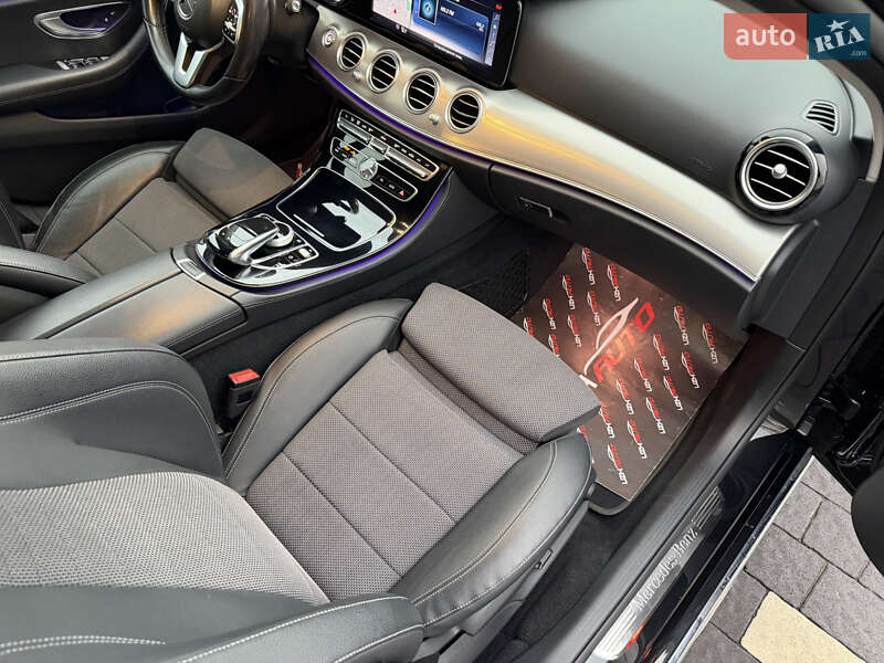 Седан Mercedes-Benz E-Class 2019 в Ужгороді