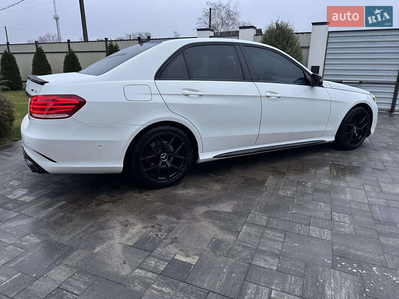 Седан Mercedes-Benz E-Class 2013 в Охтирці