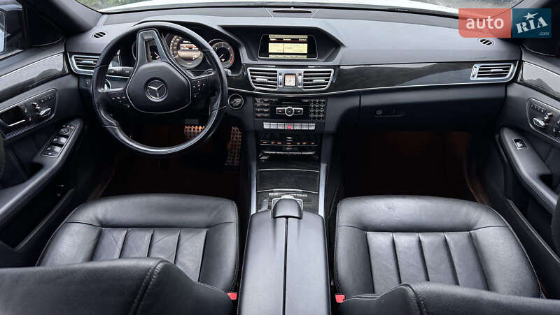 Седан Mercedes-Benz E-Class 2013 в Охтирці