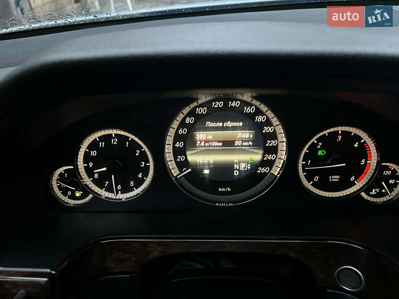 Седан Mercedes-Benz E-Class 2013 в Києві